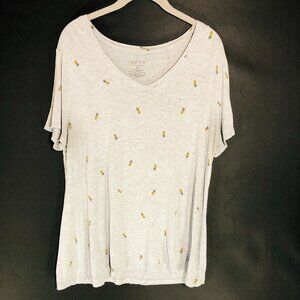 APT. 9 Pineapple Print V-Neck Tee – XL